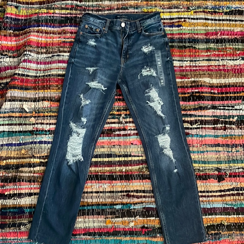 Brand new aeropostale (2R) mom jeans dark wash.Recently bought these,cant return